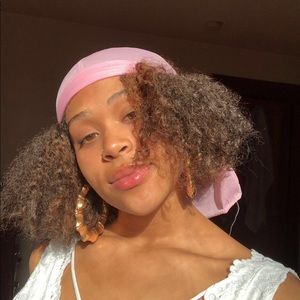 Meet your Posher, Kayla